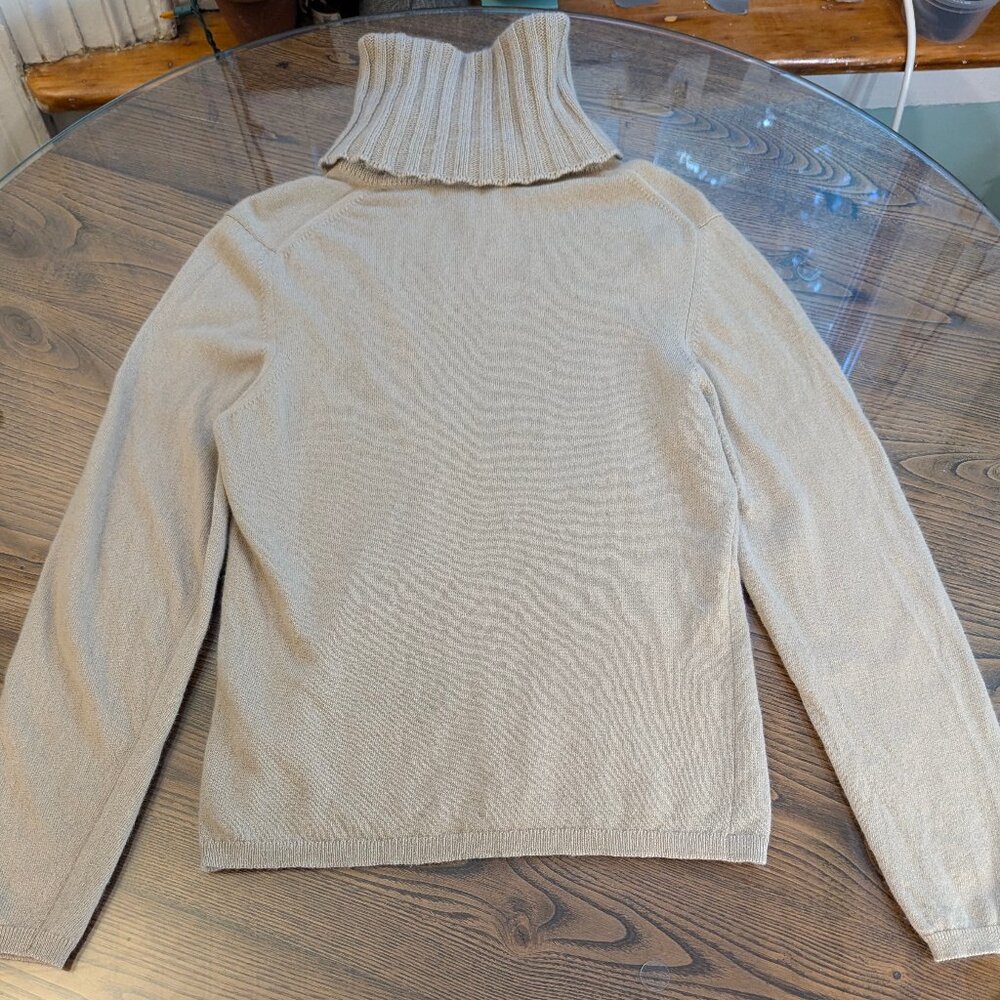 Chanel 2001 01A Light Brown Beige Cashmere Turtleneck Sweater Women FR44 M 8 10 - Picture 6 of 16